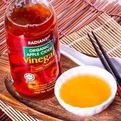 my-11134207-7r98u-lw2cdmr4g96271.webp RADIANT ORGANIC APPLE CIDER VINEGAR with Mother Unfiltered CERTIFIED CUKA APPLE ORGANIK