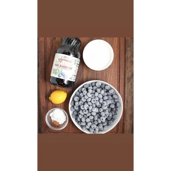 my-11134207-820l6-mhlo1qul58n939.webp Lakewood Organic PURE Blueberry 946ml 32oz Jus Beri Biru Organik